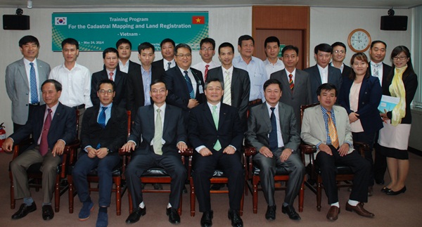 베트남 자원환경부 산하토지행정청 공무원 초청연수1